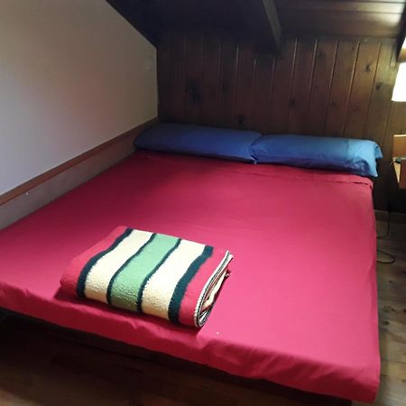 Хостел Refugi Rural Vall De Siarb Llagunes Экстерьер фото