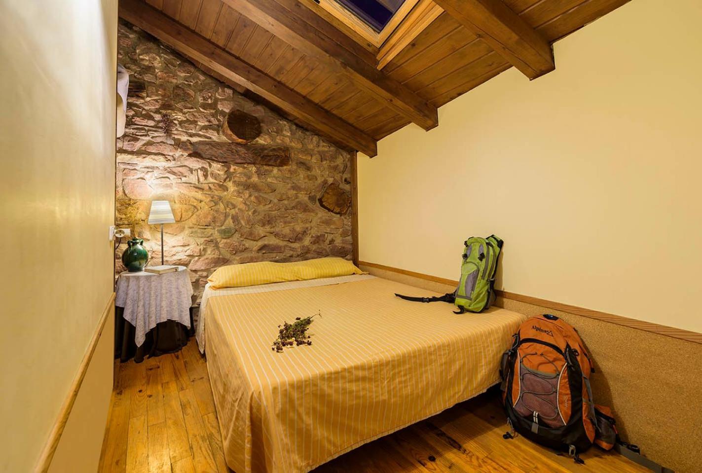 Хостел Refugi Rural Vall De Siarb Llagunes Экстерьер фото