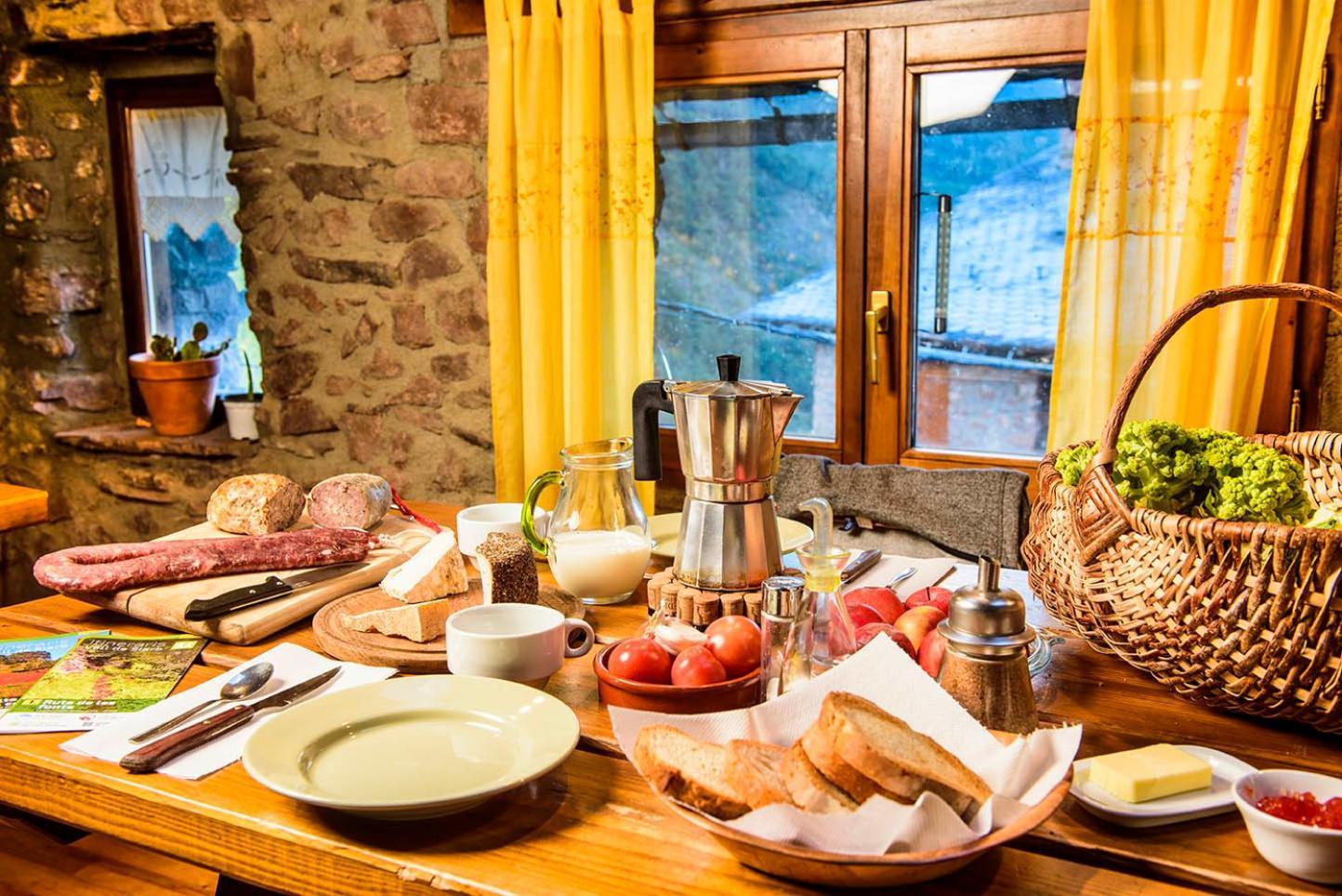 Хостел Refugi Rural Vall De Siarb Llagunes Экстерьер фото